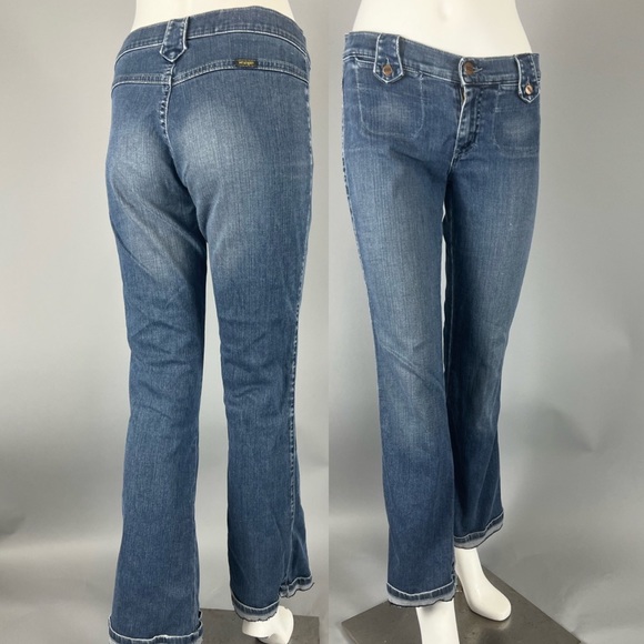 ❌SOLD❌ Wrangler Y2K Pocket-less Bootcut Jeans - Picture 3 of 5